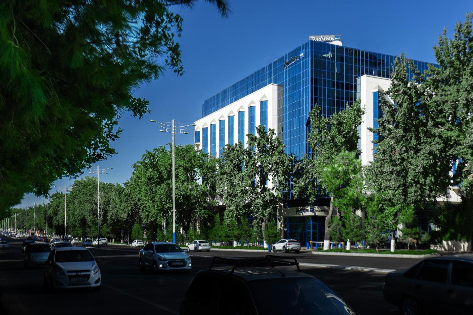 Radisson Blu Hotel Taschkent Exterior foto